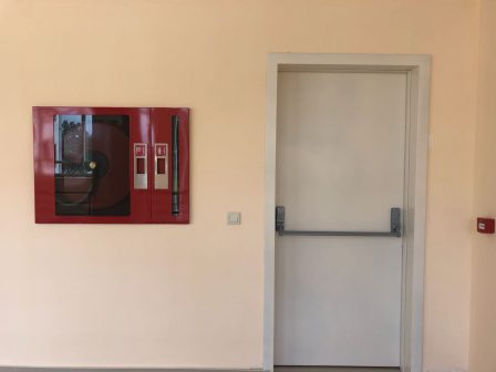 Yangına Dayanıklı Ahşap Kapılar YDA5